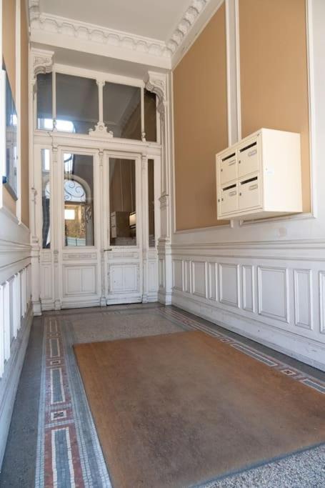 Grand Appartement Mulhouse Eksteriør billede